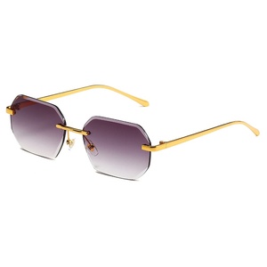 Lunettes de soleil métalliques sans monture unisexe de luxe, coupe diamant, couleur cuivre doré, protection UV400, anti-reflet, polygonales, personnalisables – Meilleures ventes - Product Image 4