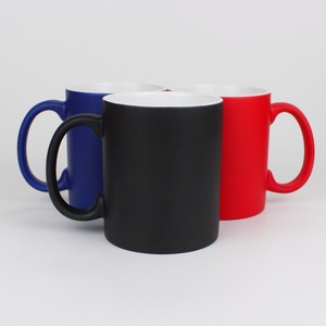 Tazza Magica Opaca Creativa che Cambia Colore, Personalizzabile in <span class=keywords><strong>Ceramica</strong></span> <span class=keywords><strong>Fai</strong></span>-<span class=keywords><strong>da</strong></span>-<span class=keywords><strong>Te</strong></span>, Fornitura Diretta dalla Fabbrica - Product Image 4