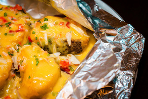 Existencias al por mayor Horno de cocina de alta resistencia Uso Envasado de alimentos Rollo de papel de aluminio para cocinar - Product Image 6