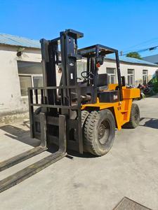 Montacargas Diésel Hangzhou H80 de 8 Toneladas, 4X4, Neumáticos, Usado, para Operaciones en Pavimento Exterior - Product Image 3