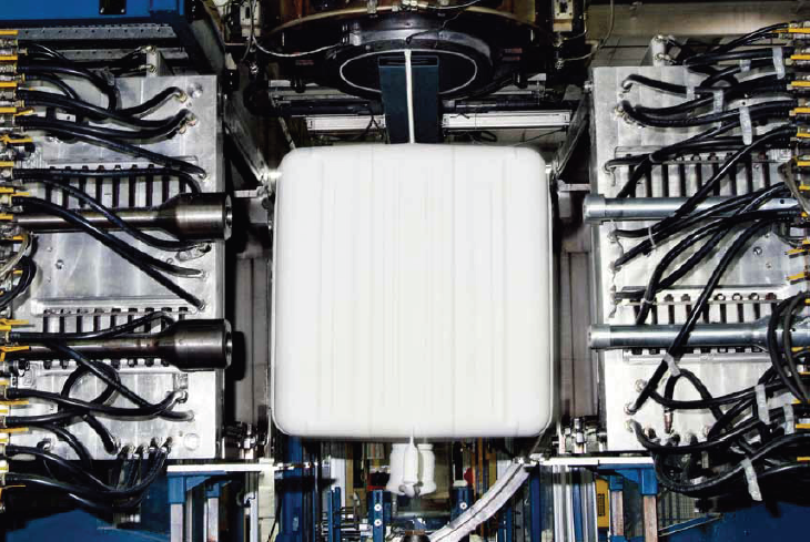 cubitainer blow molding machine