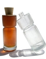 Bouteille de liqueur cylindrique en verre transparent cannelé de luxe à double bulbe, avec décalcomanie gravée, capacité personnalisable, bouchon en liège conique pour