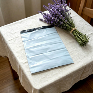 Low MOQ Custom Printed Poly Mailers Heavy Duty Waterproof Shipping Bags For Small Boutique Brand Customization - Product Image 1