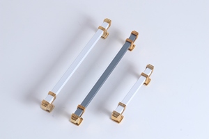 Modern stil altın plastik bacak mutfak yatak odası banyo daire çekmeceler için alüminyum kabin kolları siyah dolap kolları - Product Image 3