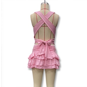 Completo da Donna 2 Pezzi 2026: Nuovo Set Sexy con Top a Bretelle Scoperto sul Retro e Minigonna per Donna - Product Image 4