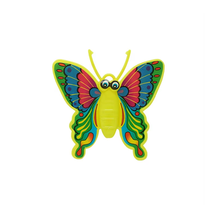 Pistola de Agua de Plástico con Forma de Mariposa de 8cm, Mini Juguete de Insecto para Niños, Juego al Aire Libre, Regalo Promocional para Fiestas de Verano, Venta al Por Mayor - Product Image 6