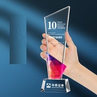 Trophée de récompense en cristal vierge créatif personnalisé Souvenir d'artisanat en cristal Trophée en verre de cristal personnalisé