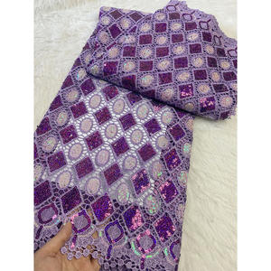 <span class=keywords><strong>Tissu</strong></span> de dentelle brodée de paillettes côtelées de diamant soluble dans l'eau de fil composite <span class=keywords><strong>bleu</strong></span> royal - Product Image 3