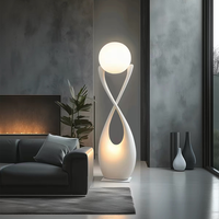 Lampe sur pied en rotin avec base en bois nordique, lumière d'ambiance moderne et minimaliste pour salon et chambre à coucher