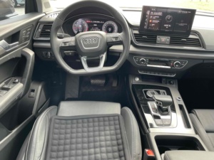 ขายส่งรถยนต์ <span class=keywords><strong>Audi</strong></span> Q5L ปี 2021 รุ่น <span class=keywords><strong>45TFSI</strong></span> Sport Luxury มือสอง รถ SUV ขนาดกลาง เครื่องยนต์เบนซิน สำหรับตัวแทนจำหน่ายทั่วโลก ส่งออกรถยนต์มือสอง - Product Image 4