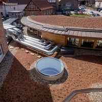 Fenêtre de toit à dôme plat à double vitrage avec persiennes verticales fixes de taille personnalisée pour cuisine, hall et projets architecturaux