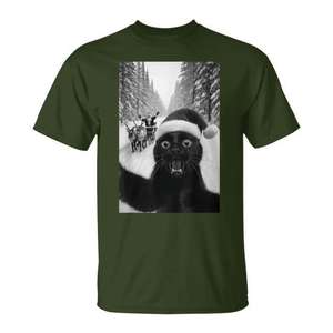 Camiseta navideña con diseño de gato negro y Papá Noel, unisex, talla mediana para adultos - Product Image 1