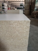Panneau de particules mélaminé de haute qualité, panneau mélaminé 2440*1220mm, panneau de particules mélaminé pour meubles et armoires