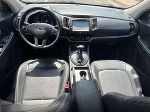Auto Usata 2.0L Automatica Trazione Anteriore GLS - SUV Compatto Ben Mantenuto, Veicolo Familiare a Basso Consumo per <span class=keywords><strong>Kia</strong></span> <span class=keywords><strong>Sportage</strong></span> 2014 - Product Image 6