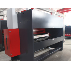 Presse plieuse hydraulique CNC pour tôles métalliques de 110 tonnes, à économie d'énergie, pour l'industrie de la construction - Product Image 2