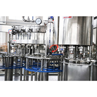Jiangsu Suzhou Zhangjiagang DCGF32/32/10 12000BPH Machine de remplissage de boissons gazeuses gazeuses à l'eau pour boissons gazeuses