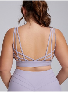 Conjunto Deportivo de Dos Piezas para Yoga, Leggings y Body Moldeador Brillante de Tela Ligera y Delgada sin Costuras, Tallas Grandes - Product Image 3