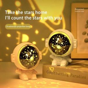 Proyector de Estrellas LED de Astronauta, Lámpara Nocturna con Rotación de 360 Grados, Carga USB, Música, Regalo para Niños y Bebés, Decoración para Dormitorio y Hogar - Product Image 5