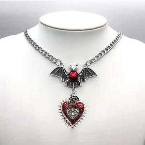 Collar con Colgante de Espejo de Sangre de Murciélago Vampiro Rojo Exagerado de <span class=keywords><strong>Estilo</strong></span> Gótico, Nuevo, Comercio Exterior Transfronterizo, Hecho Principalmente de Aleación - Product Image 6