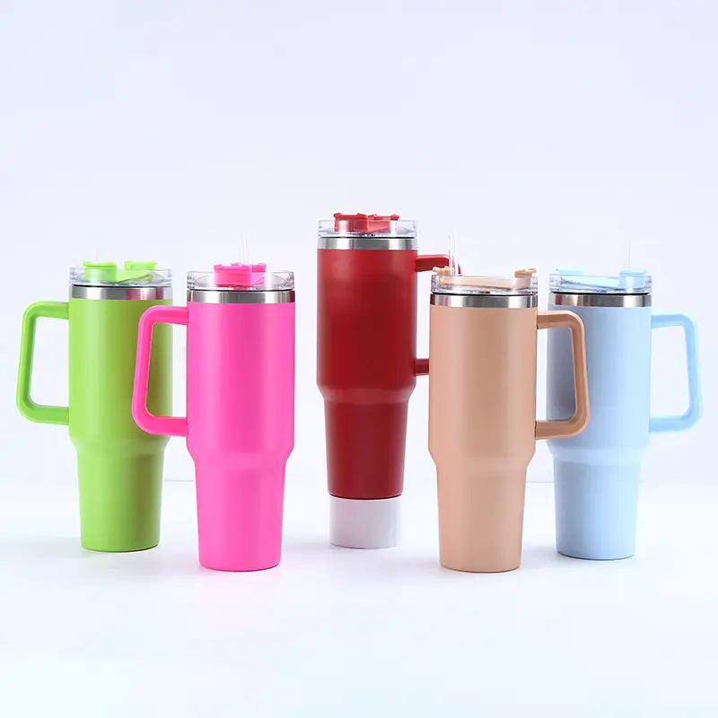 Groothandel Op Maat Gemaakt Roestvrij Staal 40Oz Dubbele Muur Geïsoleerd Avontuur Quencher Tumbler Cups Reismok Met Handvat