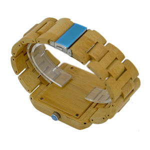 Montre en bois quartz Bewell OEM pour homme, montre carrée en bambou au style masculin - Product Image 5