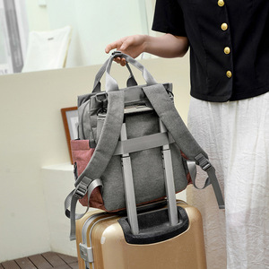 Nueva bolsa de momia de gran capacidad personalizada compartimento de leche independiente mochila de aislamiento de almacenamiento multicapa - Product Image 4