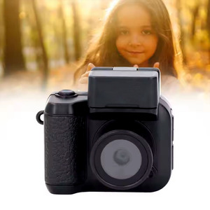 Mini Cámara Y4000 Económica de Alta Calidad, Cámara Digital HD 1080P con Pantalla, Videocámara Pequeña Portátil Retro para Viajes, Vlogs y Estudiantes - Product Image 5