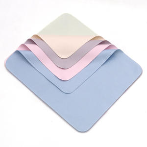 Vente en gros directe de chiffons de nettoyage pour <span class=keywords><strong>lunettes</strong></span> en fibre fine cinq couleurs, personnalisables avec le <span class=keywords><strong>nom</strong></span> du magasin, Chine - Product Image 5