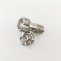 Vis de fixation multi-trous en titane GR5 pour moto, vis de conduite d'huile, fixation de tuyau de frein hydraulique automobile, taille personnalisée, finition avec logo