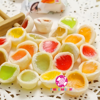 Bonbons au lait doux en vrac délicieux, collation pour enfants, saveur de fruits, centre de confiture, boules de lait moelleuses, bonbons gélifiés enrobés de croûtes croustillantes