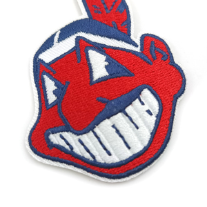 Patch brodé personnalisé fait main MLB <span class=keywords><strong>Cleveland</strong></span> <span class=keywords><strong>Indians</strong></span> en sergé avec bordure découpée au laser et couleur personnalisée pour casquettes - Product Image 4