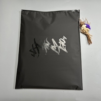 Sacs Ziplock Réutilisables en Gros pour Vêtements, Impression Personnalisée, Sacs à Glissière Noirs pour Jeans et Sweats à Capuche, Grands Sacs d'Emballage Zippés