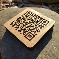 Carte en bois RFID gravée et découpée au laser faite à la main pour les médias sociaux