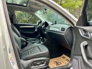 <span class=keywords><strong>Audi</strong></span> <span class=keywords><strong>Q3</strong></span> 2.0 <span class=keywords><strong>TFSI</strong></span> 35 <span class=keywords><strong>TFSI</strong></span> Comfort Automatique 2015, Voiture d'occasion, en stock et prête pour livraison immédiate - Product Image 6