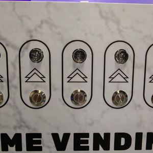 Commercial 5 Nozzles Wall-<b>Mounted</b> Perfume <b>Spray</b> Vending Machine SDK Customizable Capacity Absorption Cooling Smart System - Product Image 5