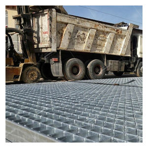 Le caillebotis de sol industriel extérieur en acier inoxydable galvanisé dentelé antidérapant couvre le <span class=keywords><strong>drain</strong></span> de route grilles routières - Product Image 4