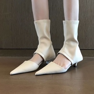 Botines de tacón de aguja elegantes con diseño sexy y adelgazante, ideales para fiestas y oficina, con punta hueca, tendencia de otoño. - Product Image 1