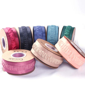 Ruban plissé uni à volants en satin 100% polyester haute ténacité tissé élégant, emballé en boîte cadeau <span class=keywords><strong>XINRAN</strong></span> - Product Image 5