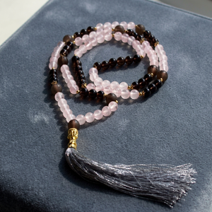 Collier Mala en Quartz Fumé Naturel et Quartz Rose, 108 Perles, avec Pompon, Bijoux de Méditation Hindou-Bouddhiste - Product Image 6