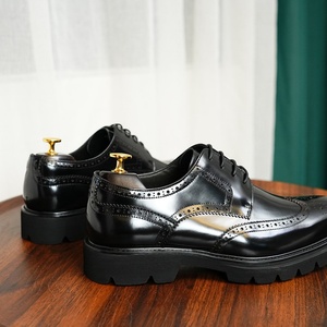 Genuine Leather Lace-up Brogue <b>Shoes</b> <b>Men</b> Cowhide Lining British Carved Business Casual Thick-Soled Rubber Midsole - Product Image 5