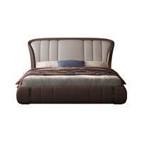 Luxuriöses Bett im Italienischen Stil aus Echtem Leder Modernes Schlafzimmermöbel Kingsize Gepolstertes Doppelbett mit Metallakzenten