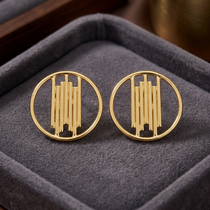 Pendientes de Aro de Latón Hechos a Mano de Soumya Creations, Diseño Geométrico Étnico Vintage, Chapados en Oro, Modernos, Unisex, para Fiestas - Product Image 3
