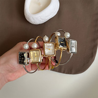 Montre Carrée Sunlifex de Haute Qualité Style Bracelet de Perles Pour Femmes, Design Minimaliste Tendance et Délicat