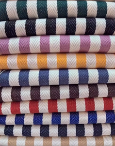 حقيبة قماشية متينة ذات وجهين مع شعار مخصص، مقبض حبل من النسيج المخطط، قابلة لإعادة التدوير ومقاومة للماء، مطرزة للسفر ومخصصة - Product Image 2