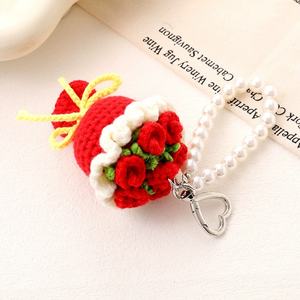 Llavero de macramé hecho a mano para mujer, con cadena de perlas, regalos de boda, flores de ganchillo, para decoración de teléfono de niña - Product Image 3