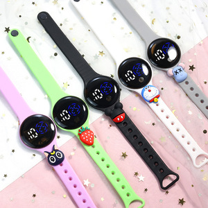 Reloj táctil <span class=keywords><strong>para</strong></span> estudiantes de edición limitada de moda deportiva con monedas, reloj LED de dibujos animados <span class=keywords><strong>para</strong></span> niños de marca de lujo de goma antigua Lw49 - Product Image 2