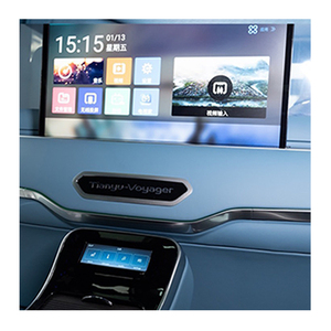 Sièges de voiture de luxe personnalisés en cuir avec accoudoirs, éléments décoratifs et pièces chromées, siège aérodynamique - Product Image 4
