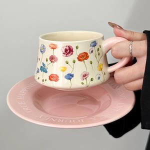 Tasses à café rétro et soucoupes, tasses à café roses, tasse à café en céramique de style rétro avec soucoupe - Product Image 5