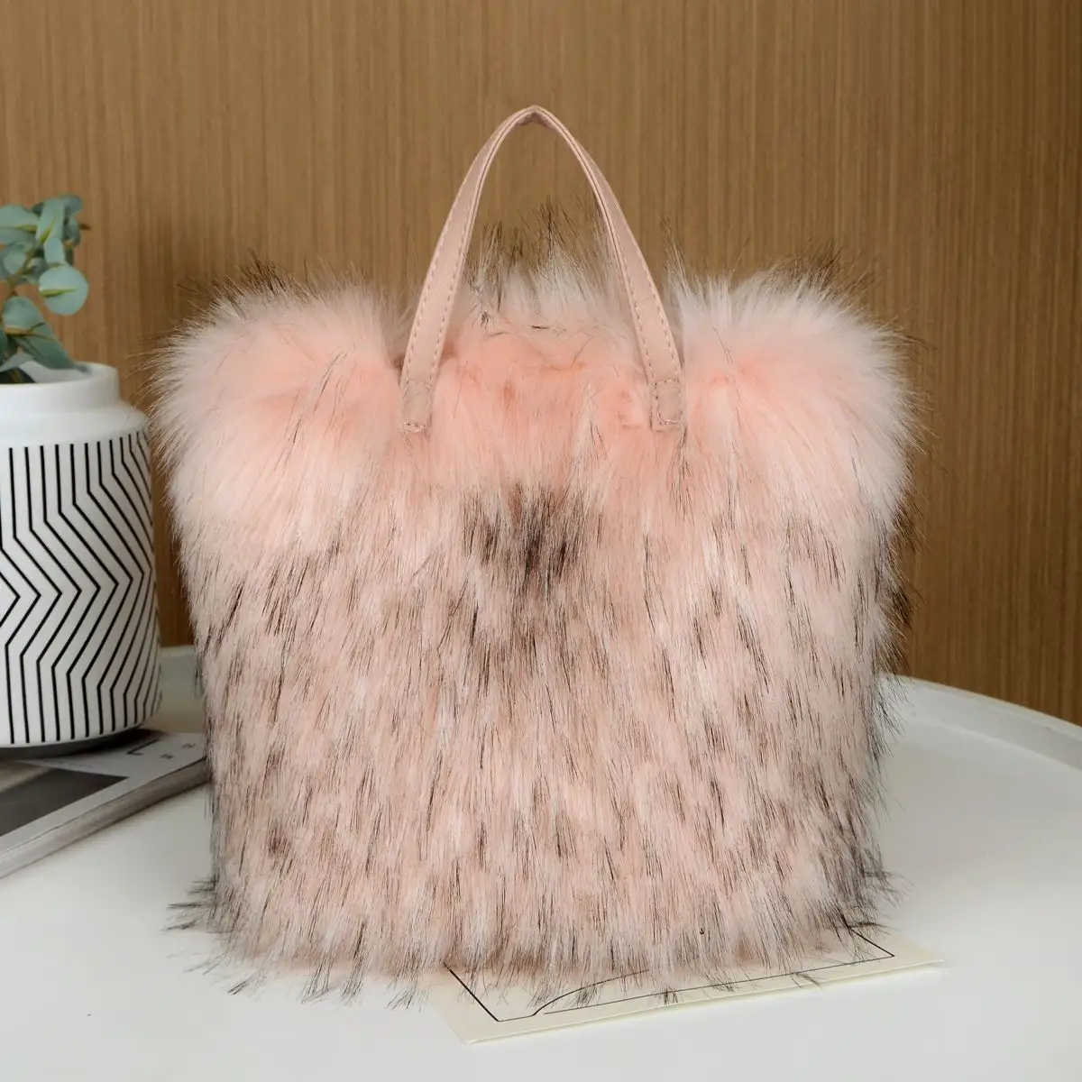 New Trendy Plush Reusable Bag Solid Color Fur Plush Tote Bag Zippers Purses And Handbags For Women