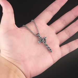 สร้อยคอจี้รูปงูสไตล์ฮิปฮอปสำหรับผู้ชาย ดีไซน์ทันสมัย โดดเด่น ไม่ซ้ำใคร ขนาดใหญ่  พร้อมจี้รูปกางเขน  อุปกรณ์เสริมอเนกประสงค์ - Product Image 6